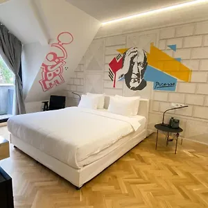 Hotel Platforma Design